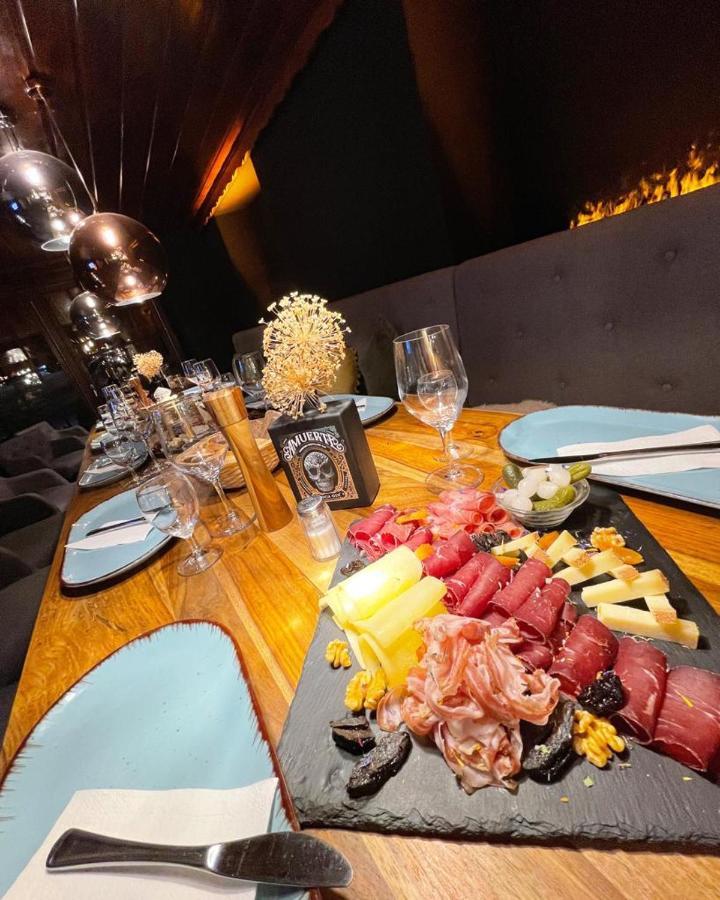 Du Glacier Boutique & Traditions Hotel Fiesch Bagian luar foto